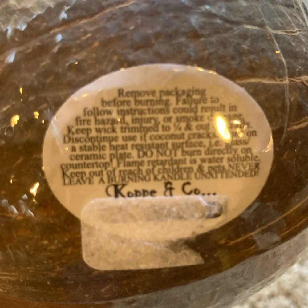 Koppe & Co. oval candle